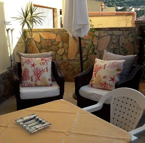 4 Stagioni Couette-café *